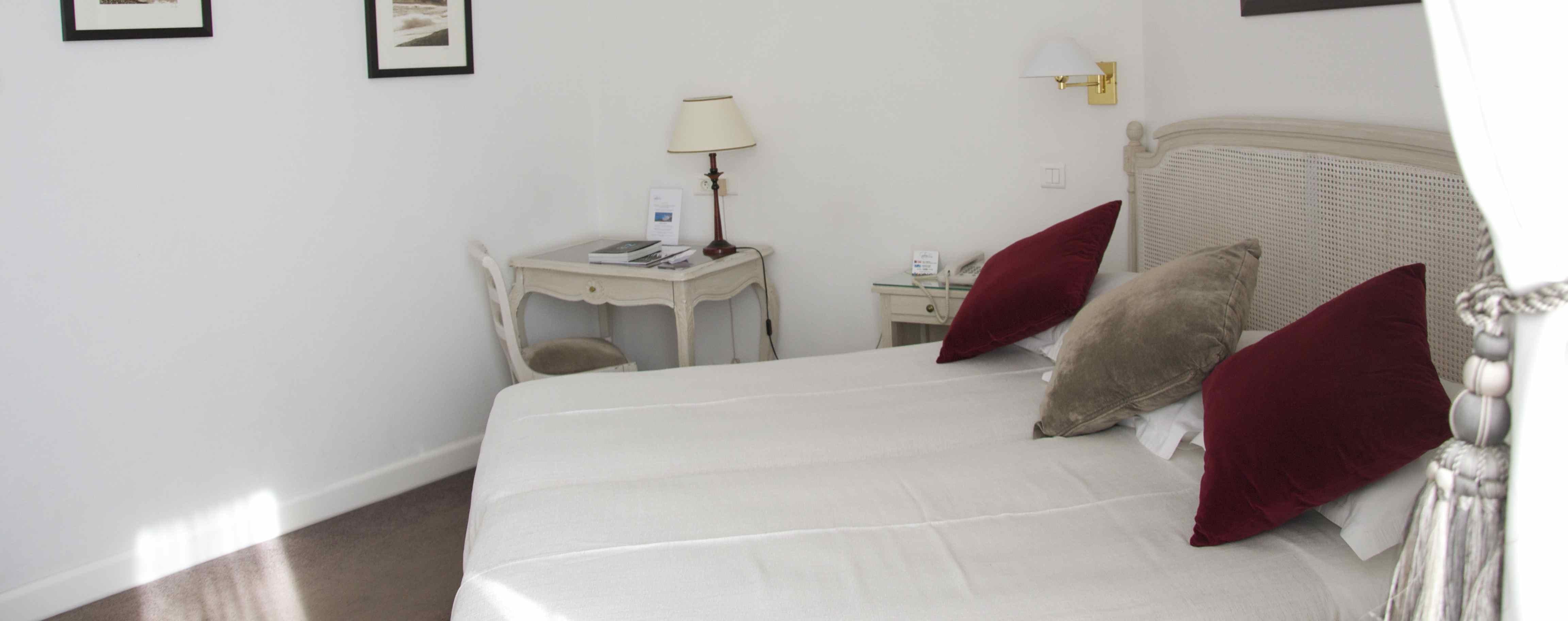 Hotel Apollinaire Niza Habitación foto